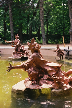 *Frog-men (possibly not actually called frog-men) from the vast and beautiful gardens of La Granja, Spain. 
